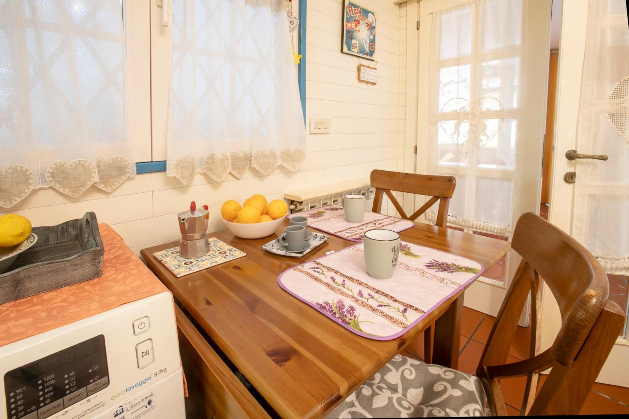 Maison Renée Viareggio Extérieur photo